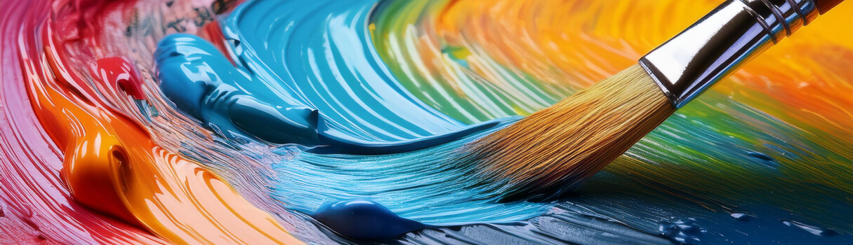 Pinsel mit Acrylfarbe